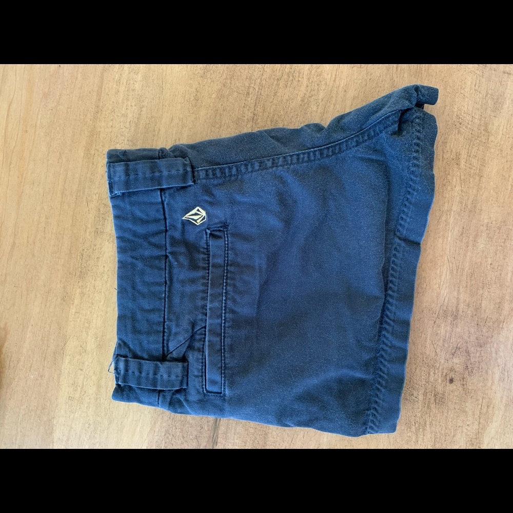 SOLD! Volcom black shorts